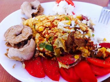 Greek salads - omelet
